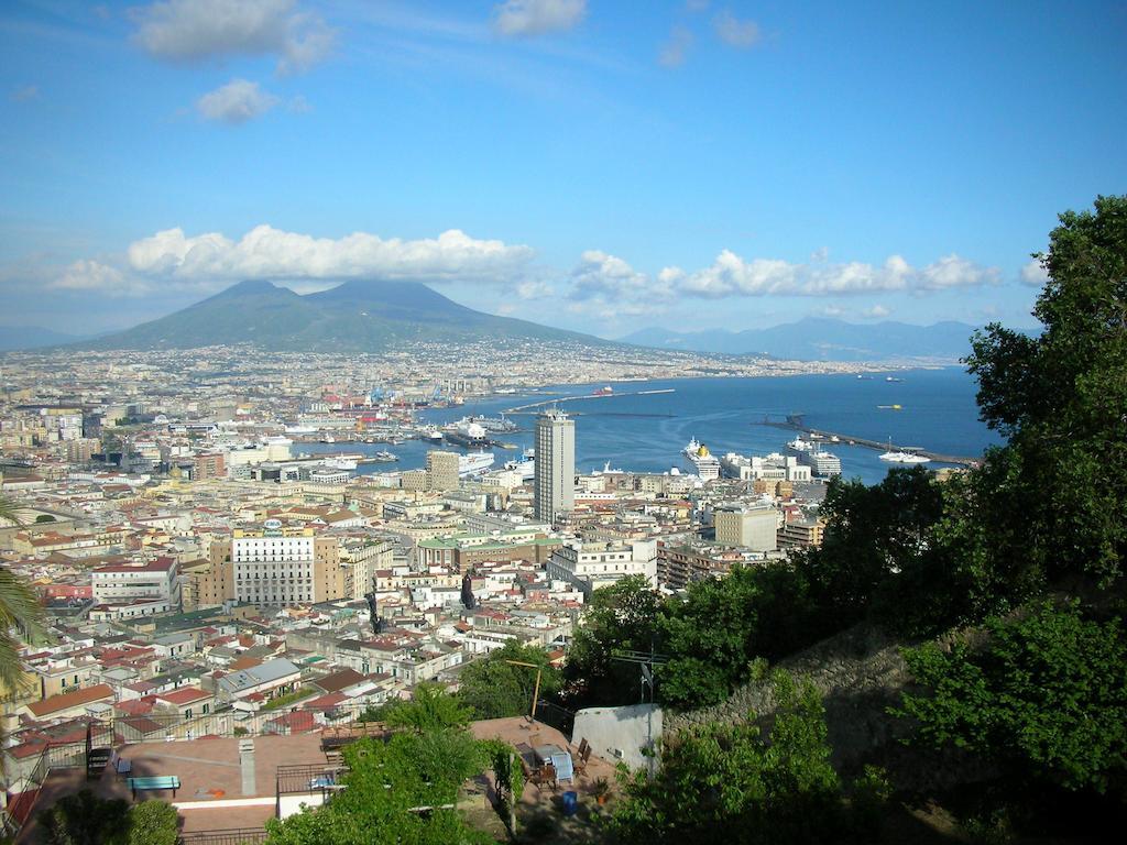Guest House Pedamentina Napoli Ngoại thất bức ảnh